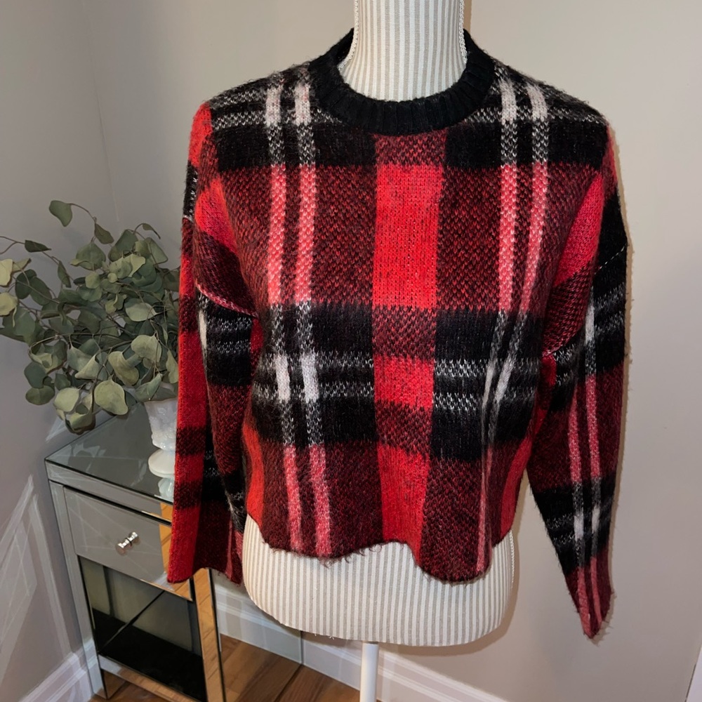 Forever 21 Sweater